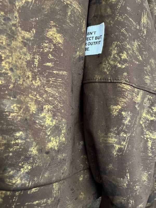 Brown And Gold Patterned Sweatshirt And Joggers Set image 4